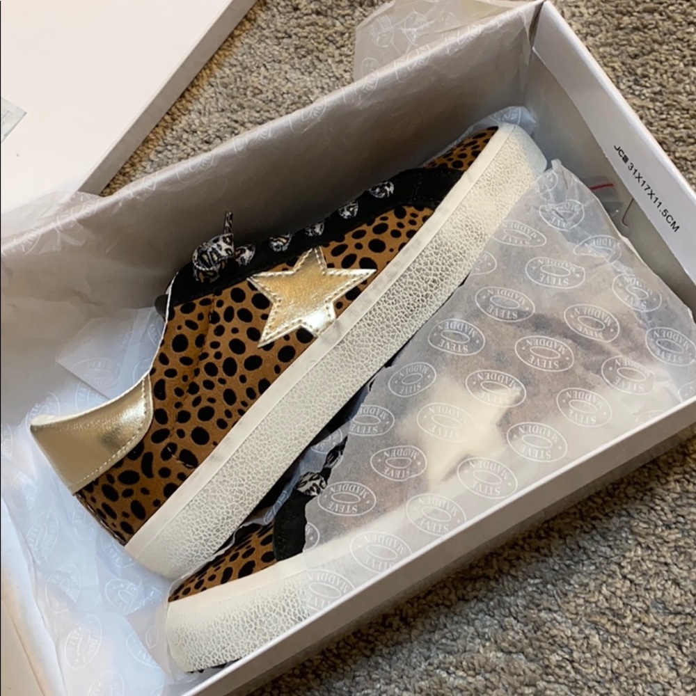 Leopard sneakers